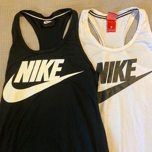 Nike women’s athletic tops (black and white)